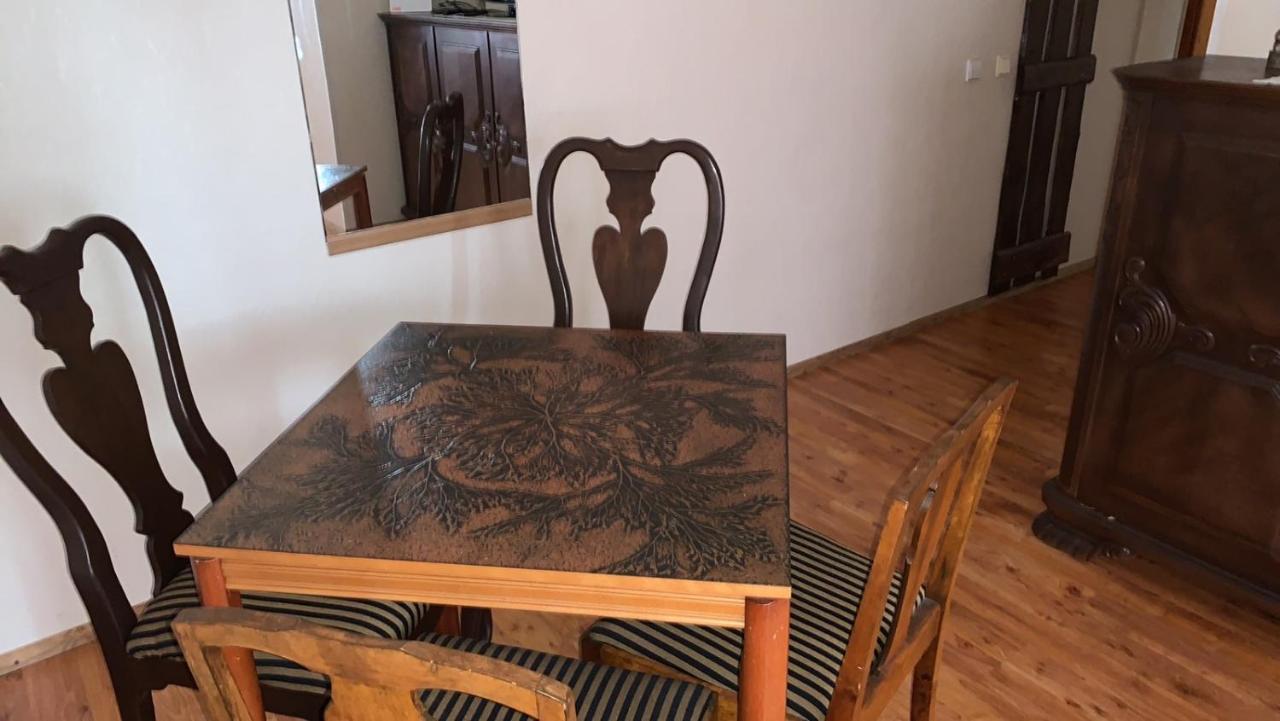 Rueuetli - Cute Old Town Apartment - 2 Big Beds, Free Parking Ταρτού Εξωτερικό φωτογραφία